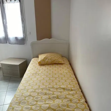 Du Port Apartment